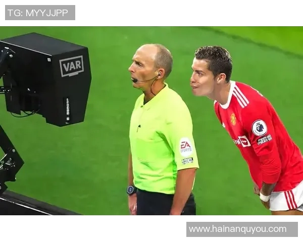 足球明星搞笑瞬间合集趣味打闹图片大赏